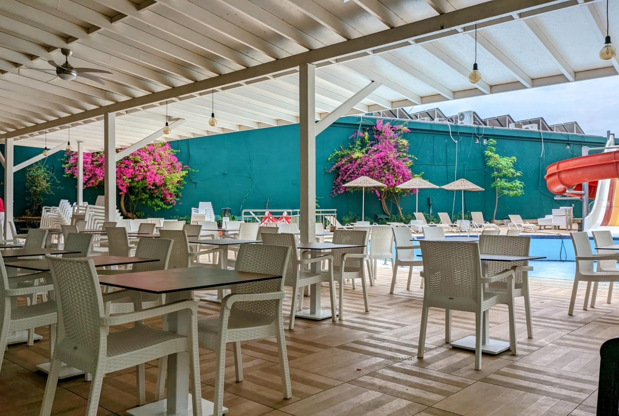 Uk Hotel Kiris Antalya Ngoại thất bức ảnh