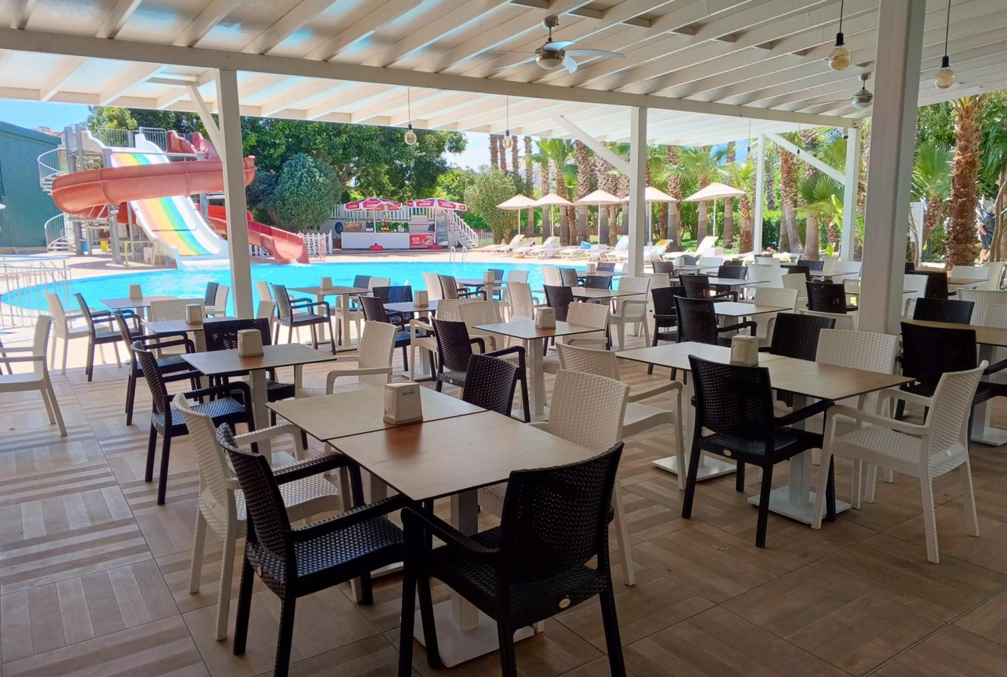Uk Hotel Kiris Antalya Ngoại thất bức ảnh